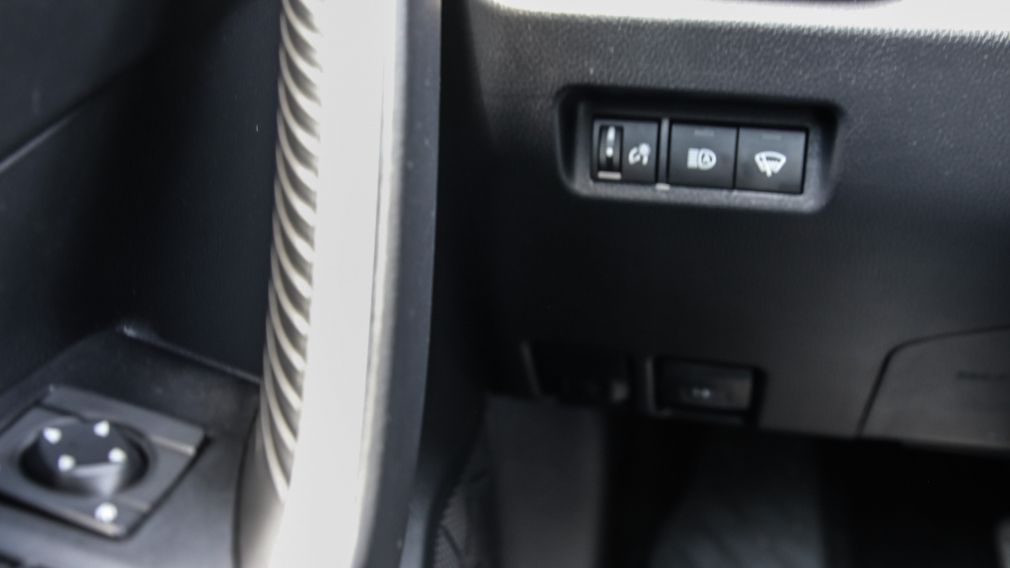 Toyota Rav 4 LE 2020 d&rsquo;occasion à vendre - 20