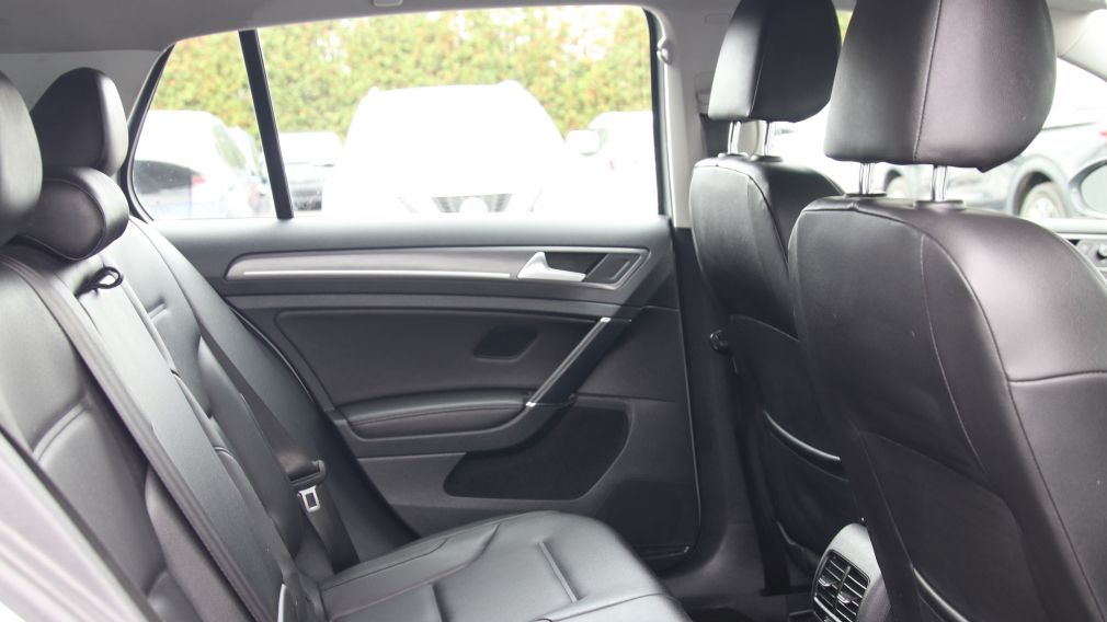 Volkswagen e-Golf Comfortline 2019 d&rsquo;occasion à vendre - 21