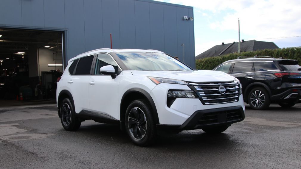 Nissan Rogue SV Moonroof