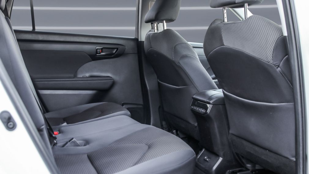 Toyota Highlander LE 2023 d&rsquo;occasion à vendre - 17