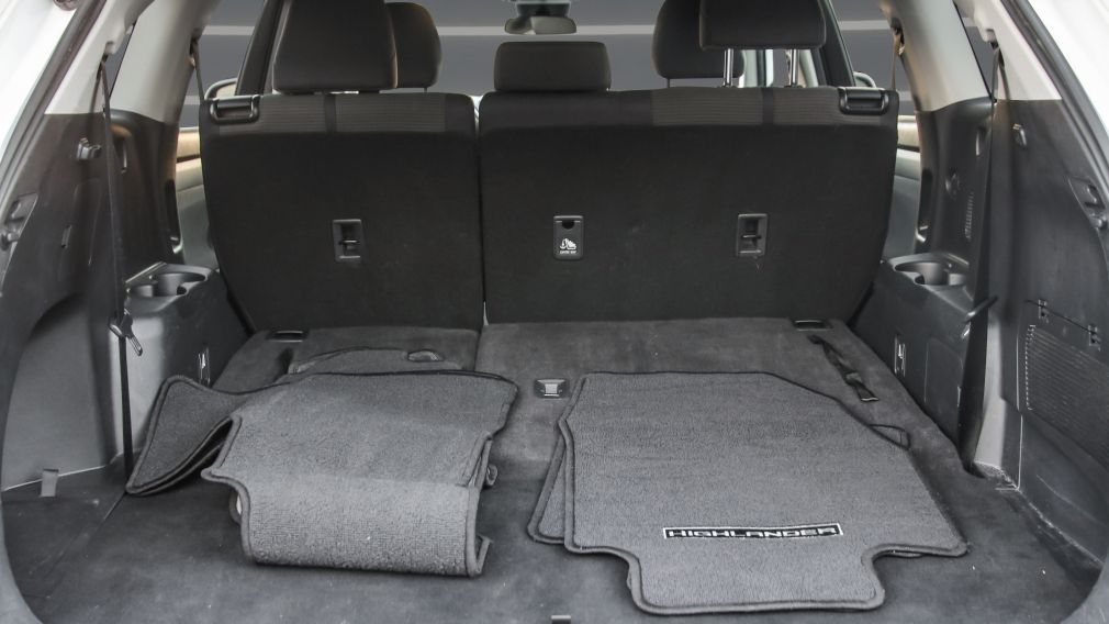 Toyota Highlander LE 2023 d&rsquo;occasion à vendre - 27