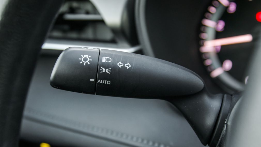 Toyota Highlander LE 2023 d&rsquo;occasion à vendre - 23