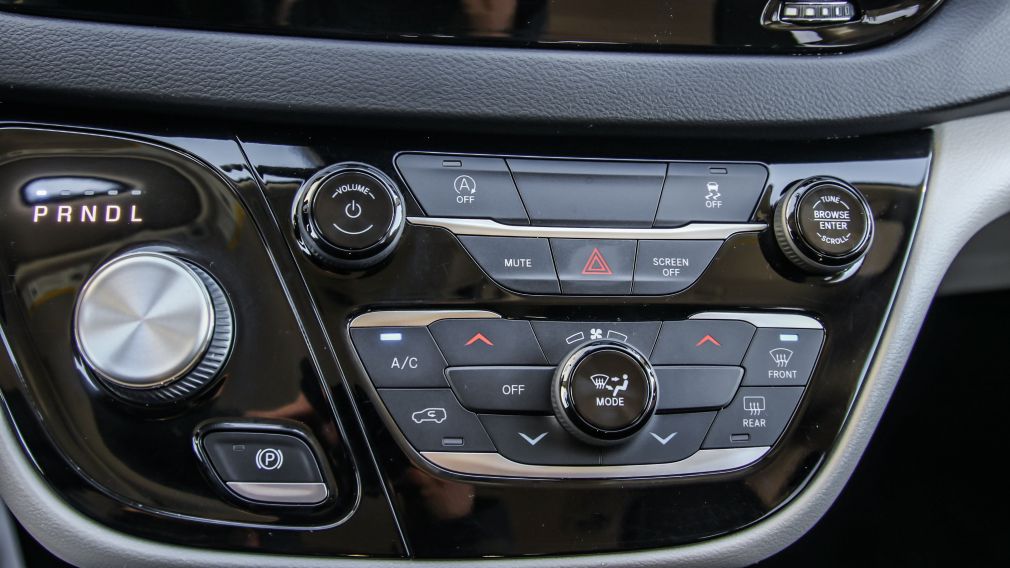 Chrysler Grand Caravan SXT 2022 d&rsquo;occasion à vendre - 21