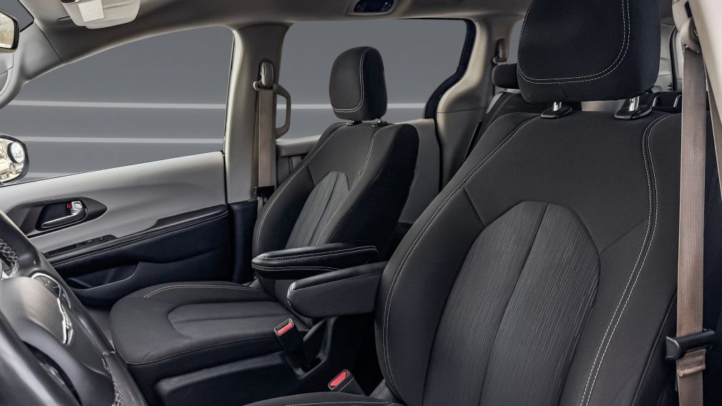 Chrysler Grand Caravan SXT 2022 d&rsquo;occasion à vendre - 9