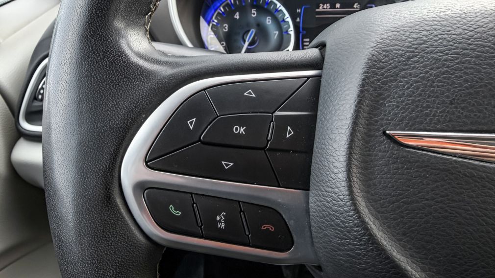 Chrysler Grand Caravan SXT 2022 d&rsquo;occasion à vendre - 17