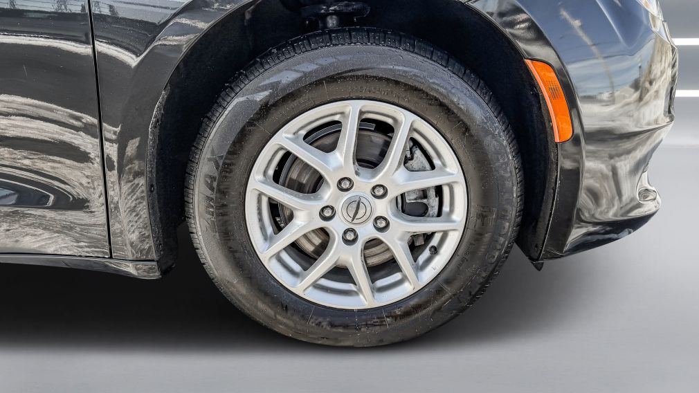 Chrysler Grand Caravan SXT 2022 d&rsquo;occasion à vendre - 31