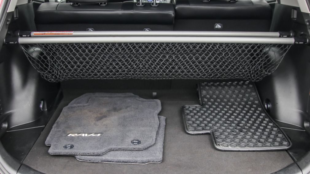 Toyota Rav 4 Limited 2018 d&rsquo;occasion à vendre - 26