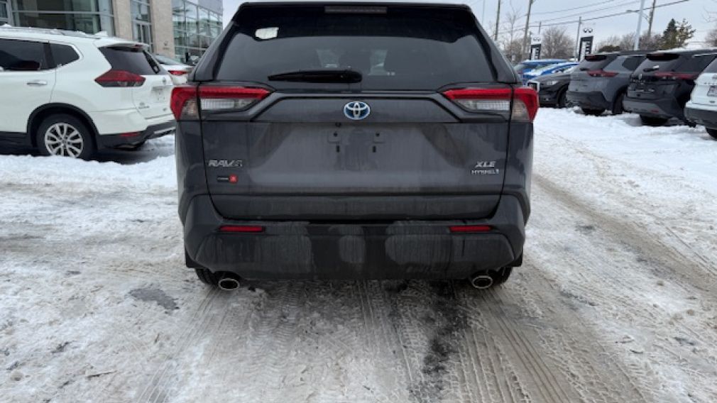 Toyota Rav 4 Hybrid XLE 2024 d&rsquo;occasion à vendre - 10
