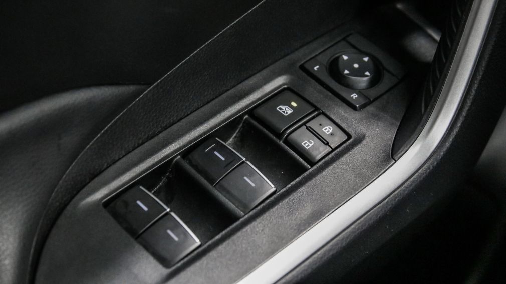Toyota Rav 4 Hybrid XLE 2024 d&rsquo;occasion à vendre - 10