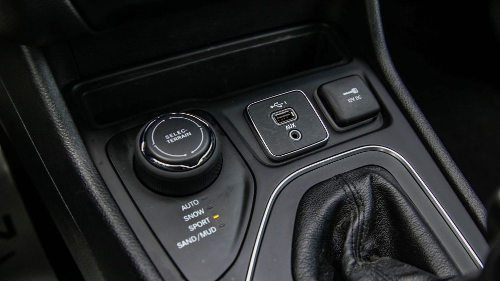 Jeep Cherokee High Altitude 2021 d&rsquo;occasion à vendre - 22