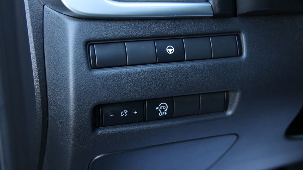 Nissan Rogue SV Moonroof 2023 d&rsquo;occasion à vendre - 18