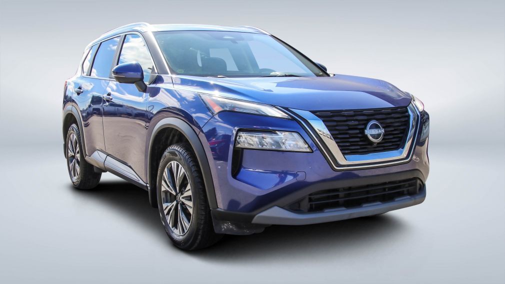 Nissan Rogue SV Moonroof