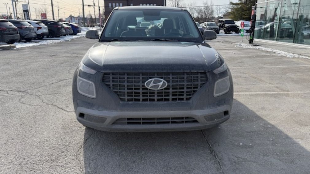 Hyundai Venue Essential 2021 d&rsquo;occasion à vendre - 3