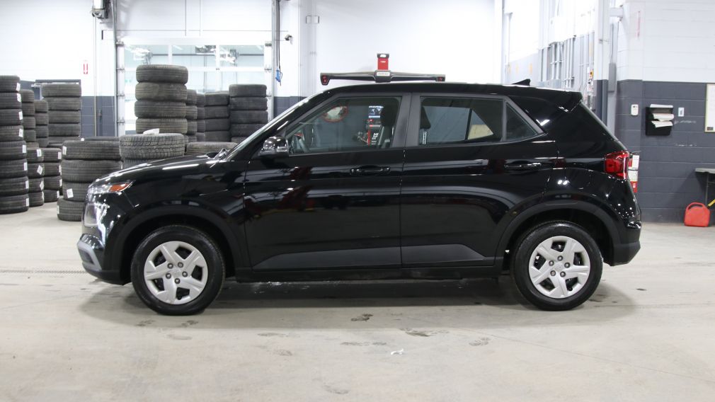 Hyundai Venue Essential 2021 d&rsquo;occasion à vendre - 4