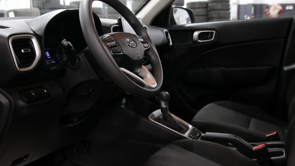 Hyundai Venue Essential 2021 d&rsquo;occasion à vendre - 11