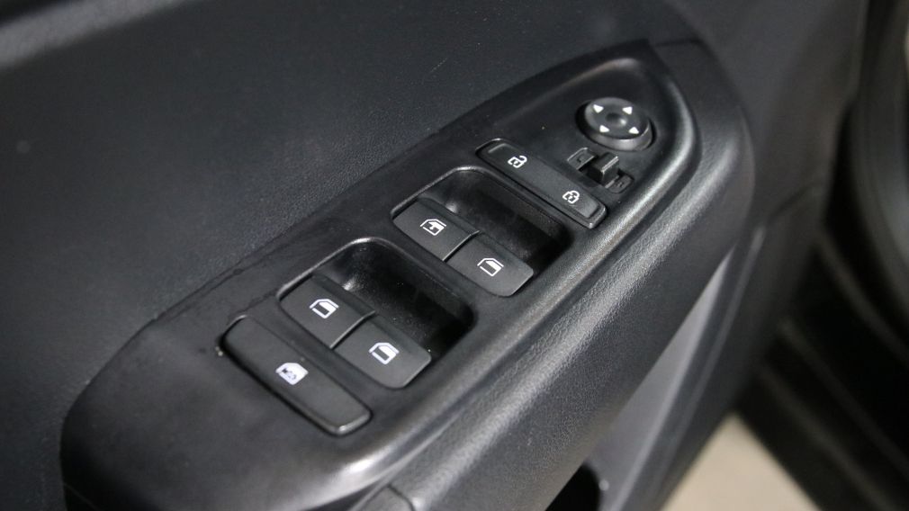 Hyundai Venue Essential 2021 d&rsquo;occasion à vendre - 9