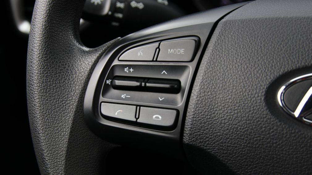 Hyundai Venue Essential 2021 d&rsquo;occasion à vendre - 15