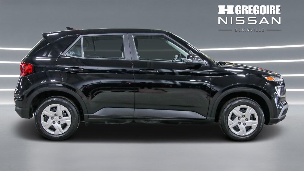 Hyundai Venue Essential 2021 d&rsquo;occasion à vendre - 8