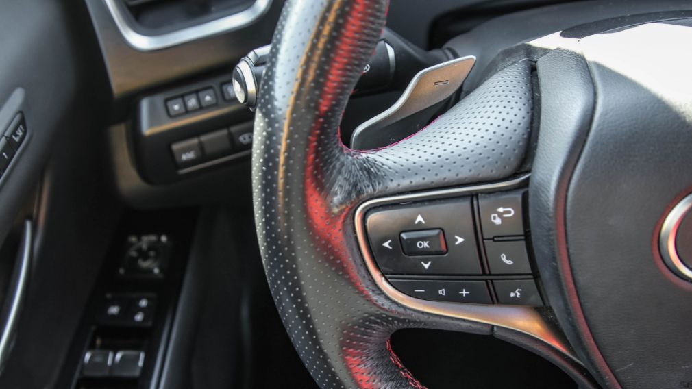 Lexus UX UX 250h 2023 d&rsquo;occasion à vendre - 19