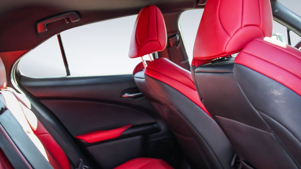 Lexus UX UX 250h 2023 d&rsquo;occasion à vendre - 26