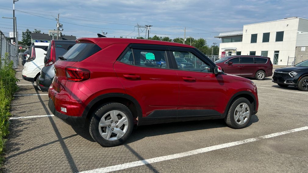 Hyundai Venue Essential 2020 d&rsquo;occasion à vendre - 8