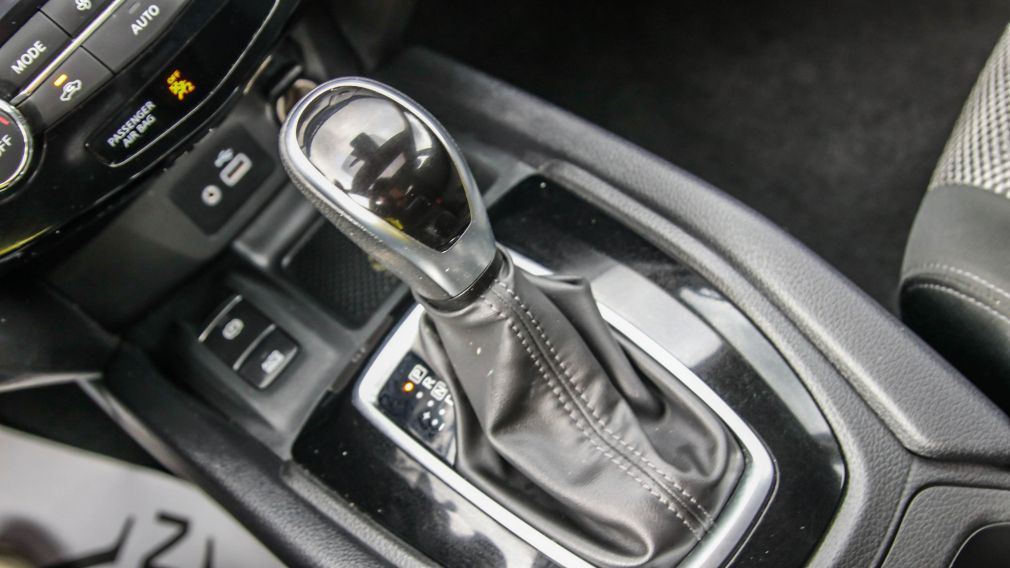 Nissan Qashqai SV 2023 d&rsquo;occasion à vendre - 18