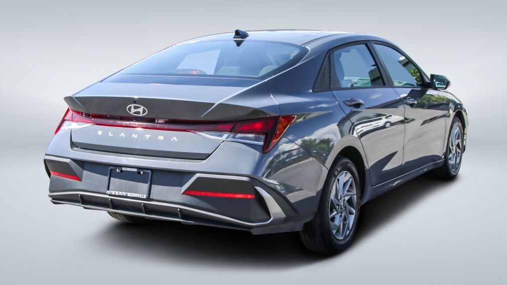 Hyundai Elantra Preferred 2024 d&rsquo;occasion à vendre - 7