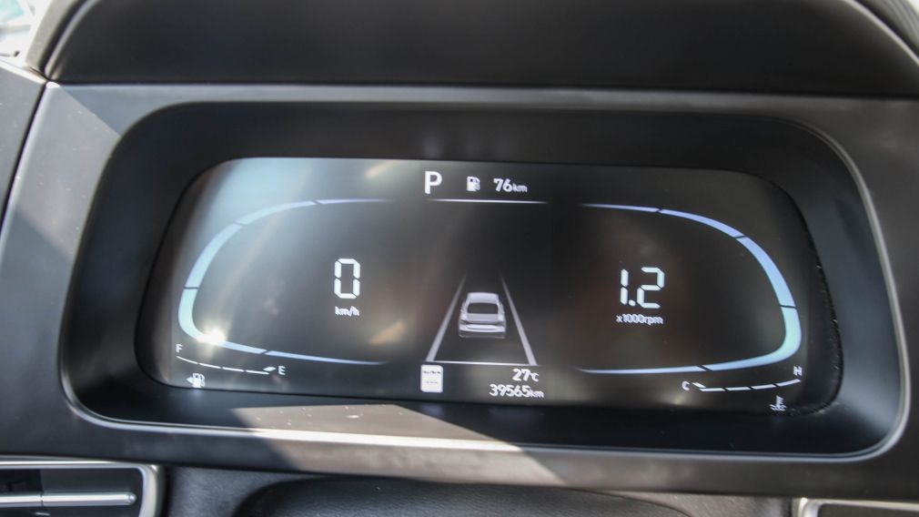 Hyundai Elantra Preferred 2024 d&rsquo;occasion à vendre - 12