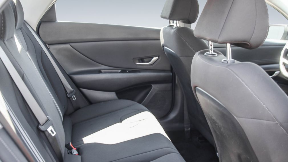 Hyundai Elantra Preferred 2024 d&rsquo;occasion à vendre - 22