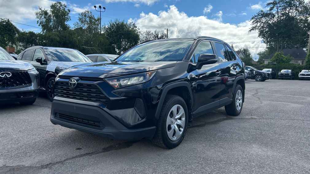 Toyota Rav 4 LE 2021 d&rsquo;occasion à vendre - 5