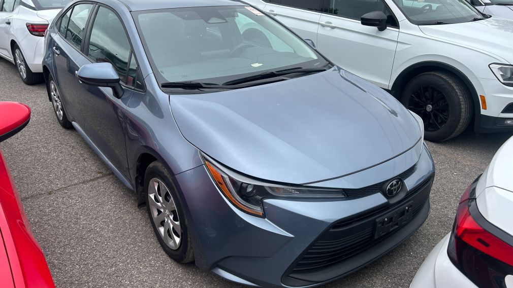 Toyota Corolla LE