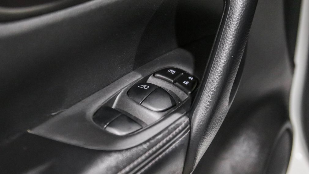 Nissan Qashqai S 2023 d&rsquo;occasion à vendre - 10