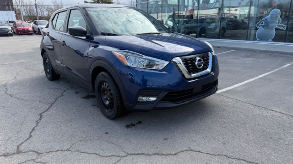 Nissan Kicks S