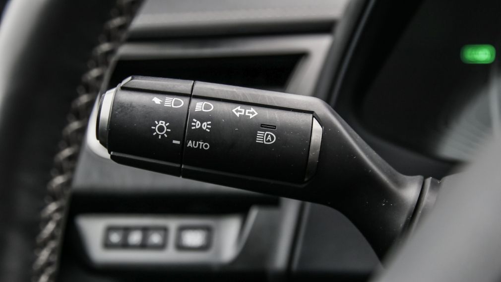 Lexus UX UX 250h 2021 à vendre à Trois-Rivières - 20