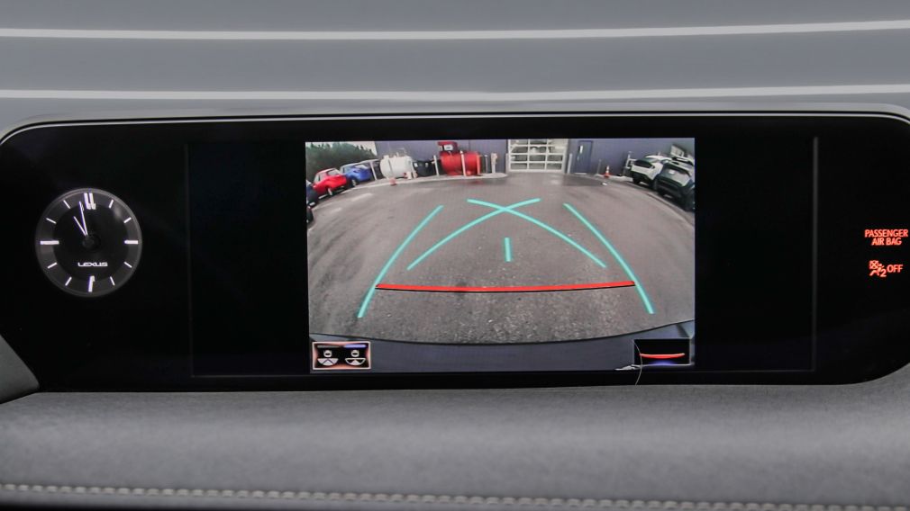 Lexus UX UX 250h 2021 à vendre à Trois-Rivières - 23