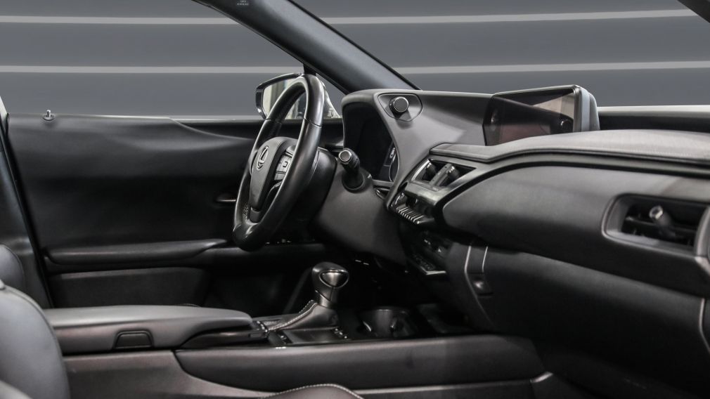 Lexus UX UX 250h 2021 à vendre à Trois-Rivières - 29
