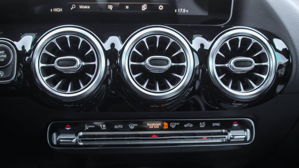 Mercedes Benz GLA GLA 250 2021 d&rsquo;occasion à vendre - 21