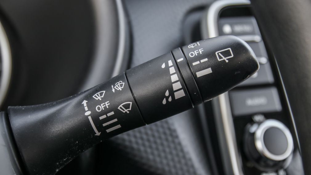 Nissan Kicks S 2021 d&rsquo;occasion à vendre - 18