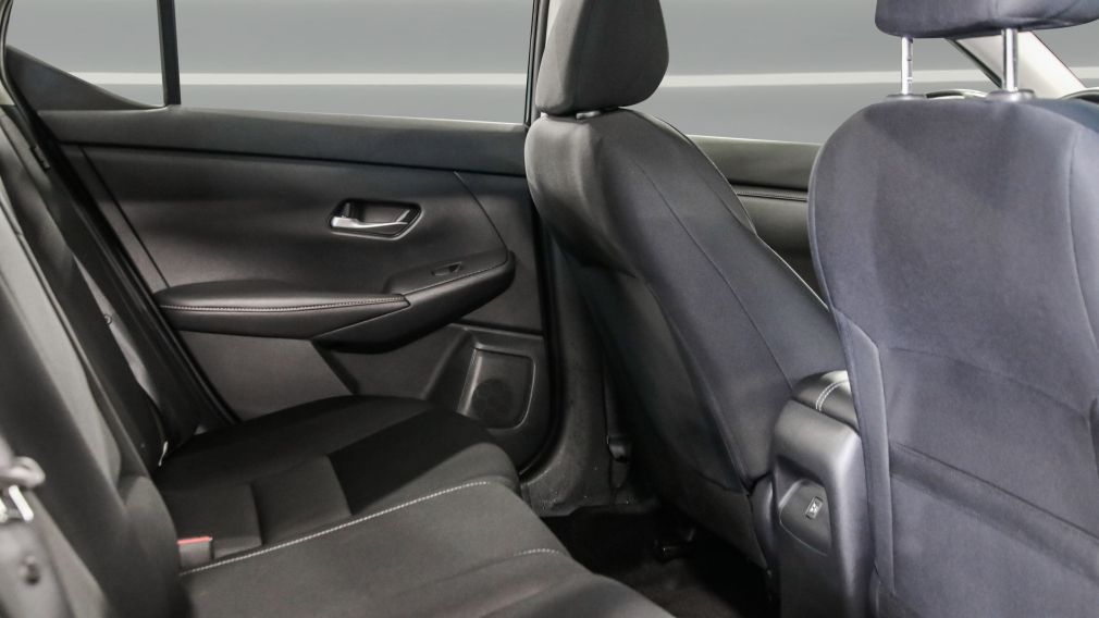 Nissan Sentra SV 2022 d&rsquo;occasion à vendre - 24