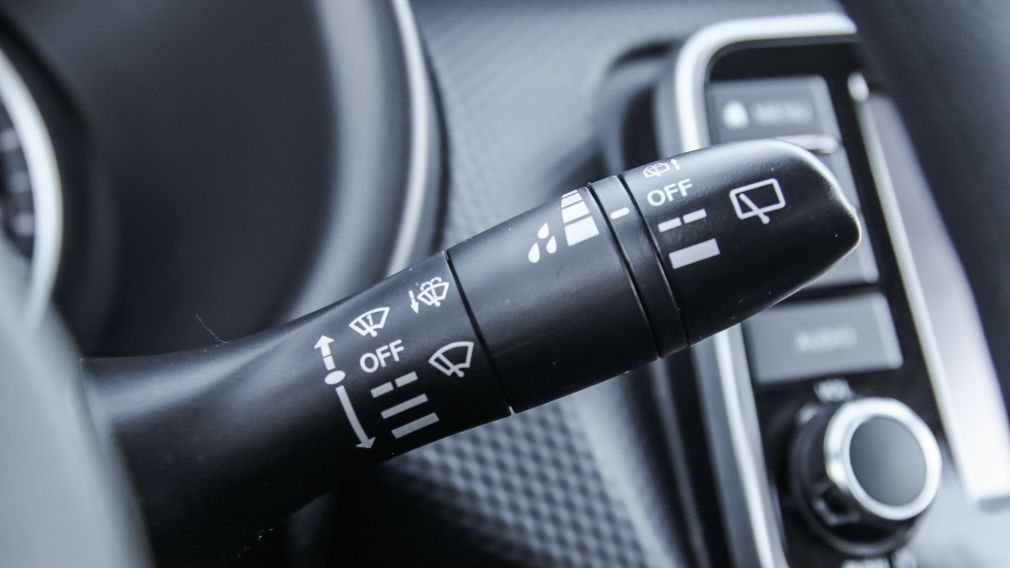 Nissan Kicks S 2021 d&rsquo;occasion à vendre - 18