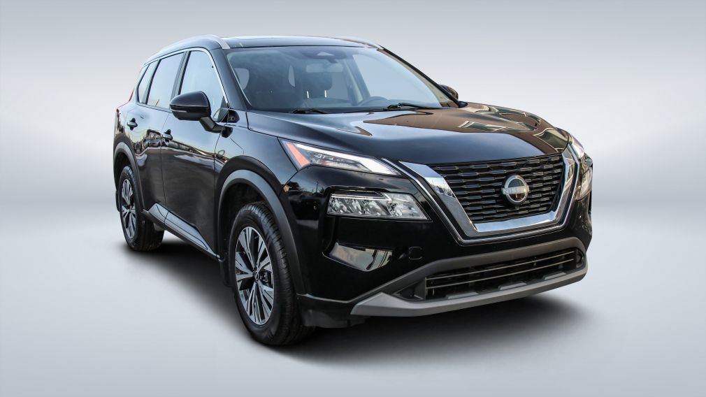 Nissan Rogue SV Moonroof
