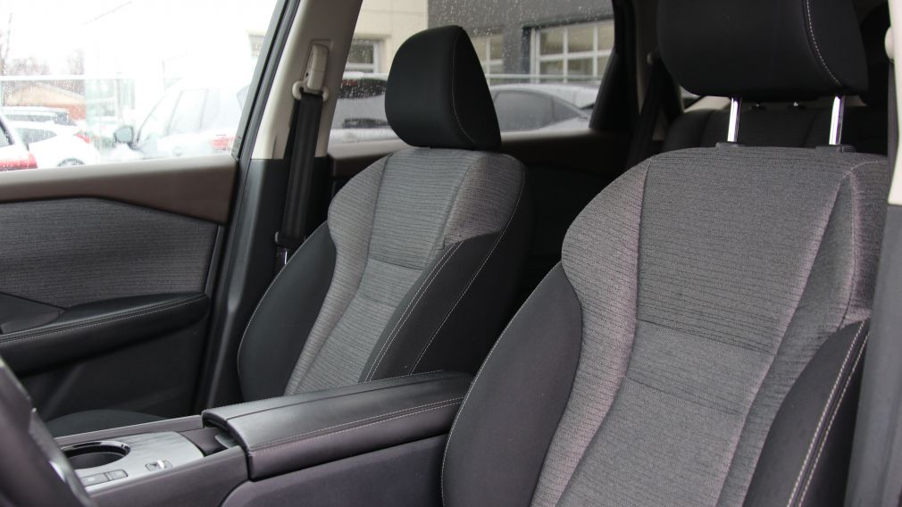 Nissan Rogue SV 2021 d&rsquo;occasion à vendre - 11