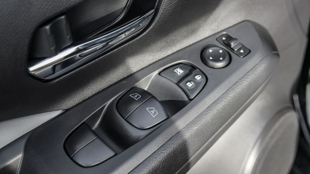 Nissan Kicks SR 2023 d&rsquo;occasion à vendre - 9