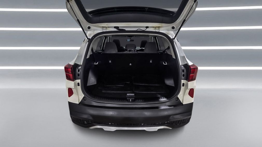 Kia Seltos LX 2023 d&rsquo;occasion à vendre - 23