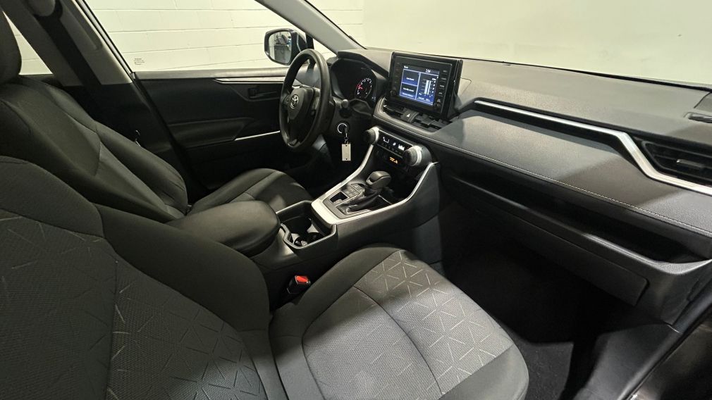 Toyota Rav 4 LE 2020 d&rsquo;occasion à vendre - 19