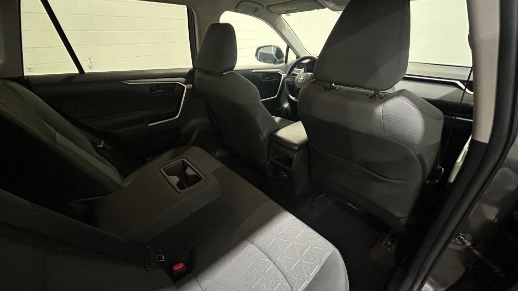 Toyota Rav 4 LE 2020 d&rsquo;occasion à vendre - 20