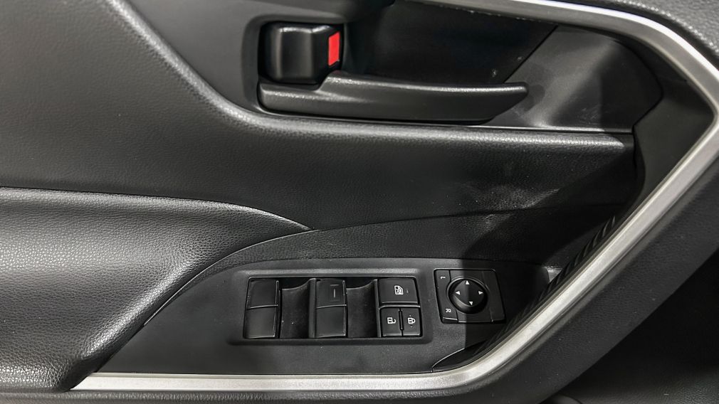 Toyota Rav 4 LE 2020 d&rsquo;occasion à vendre - 10