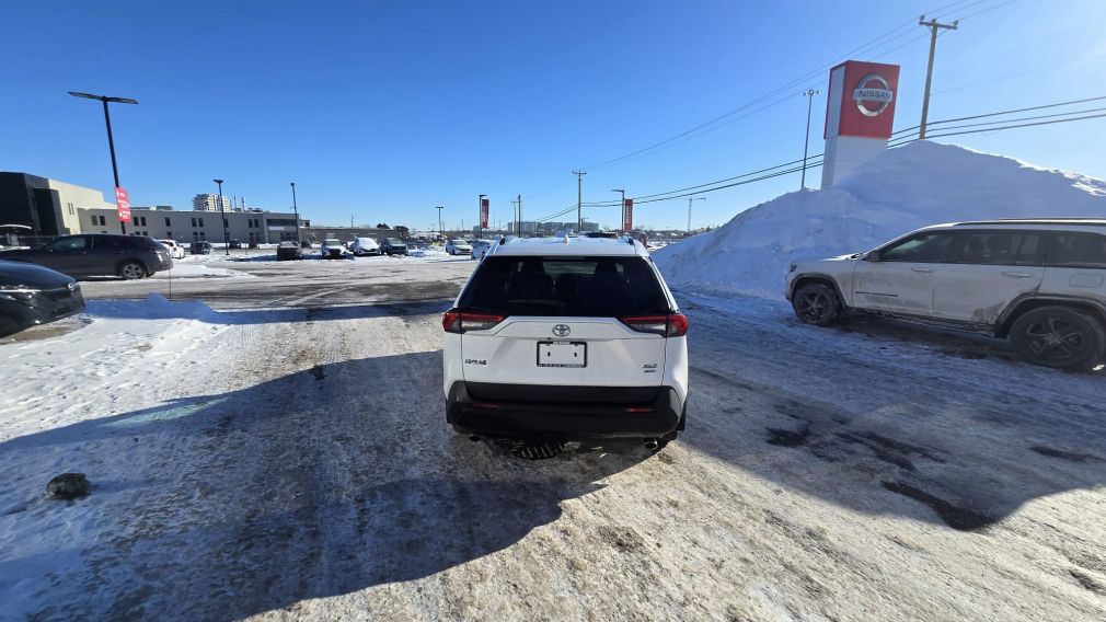 Toyota Rav 4 XLE 2021 d&rsquo;occasion à vendre - 6