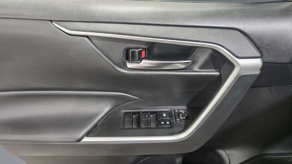 Toyota Rav 4 XLE 2021 d&rsquo;occasion à vendre - 11