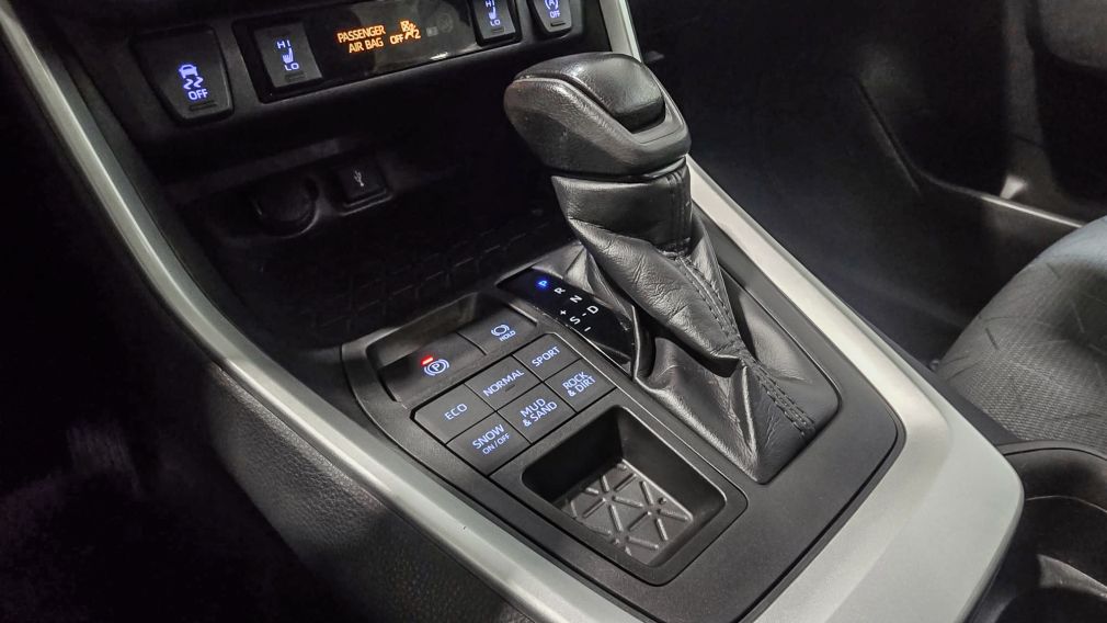 Toyota Rav 4 XLE 2021 d&rsquo;occasion à vendre - 19